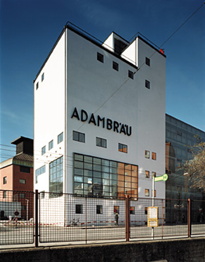 Adambru Sudhaus